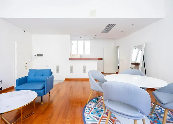Sprone Apartament *